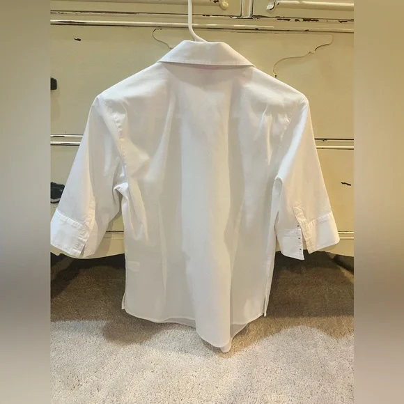 Lilly Pulitzer White Button-Up Blouse Three Quarter Sleeve Size 8 - Picture 2 of 6